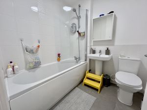 Bathroom - click for photo gallery
